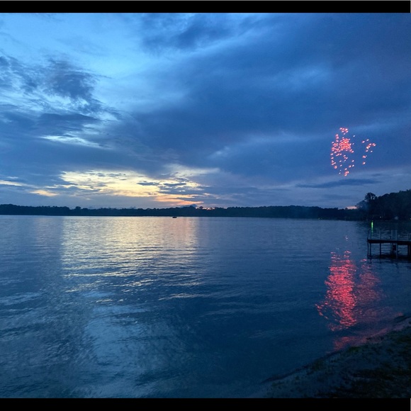 Meet your Posher, Ashley - Picture 1 of 1